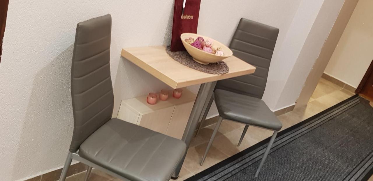 Rozsa Apartmanhaz Szeged Eksteriør billede