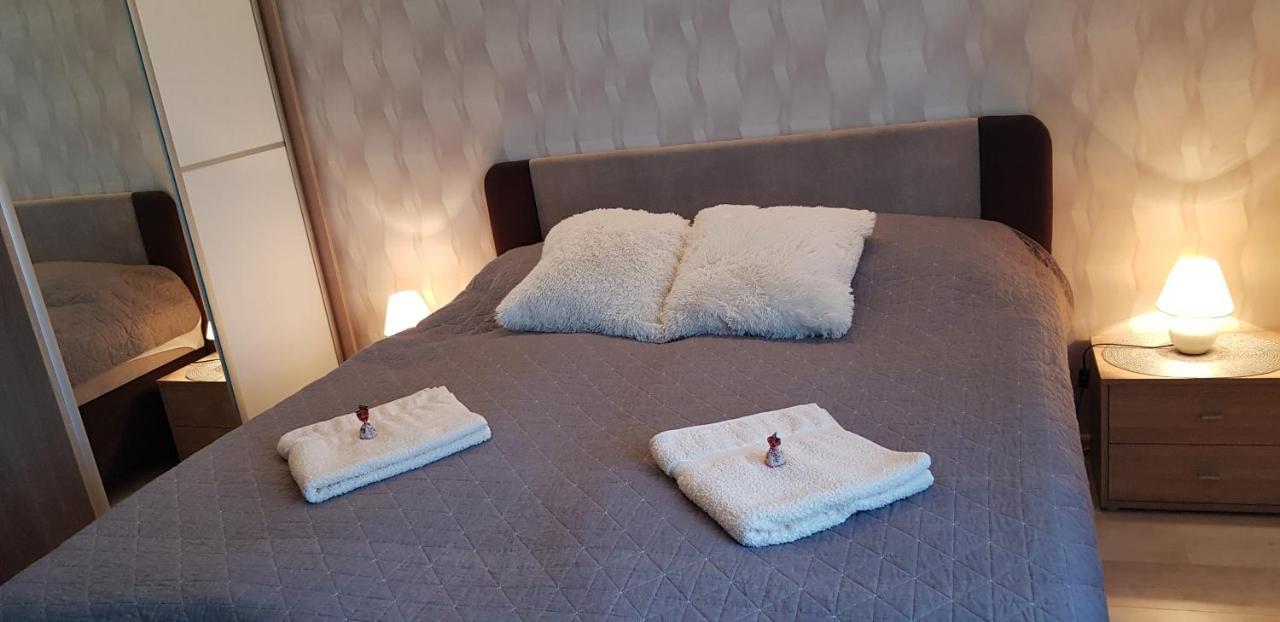 Rozsa Apartmanhaz Szeged Eksteriør billede
