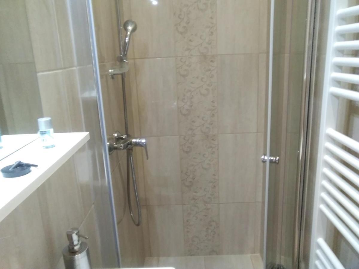 Rozsa Apartmanhaz Szeged Eksteriør billede